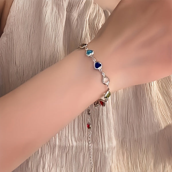 Amara | Heart-Shaped Bracelet