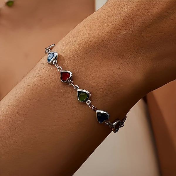 Amara | Heart-Shaped Bracelet