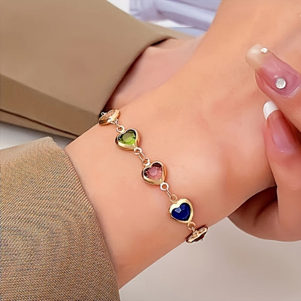 Amara | Heart-Shaped Bracelet
